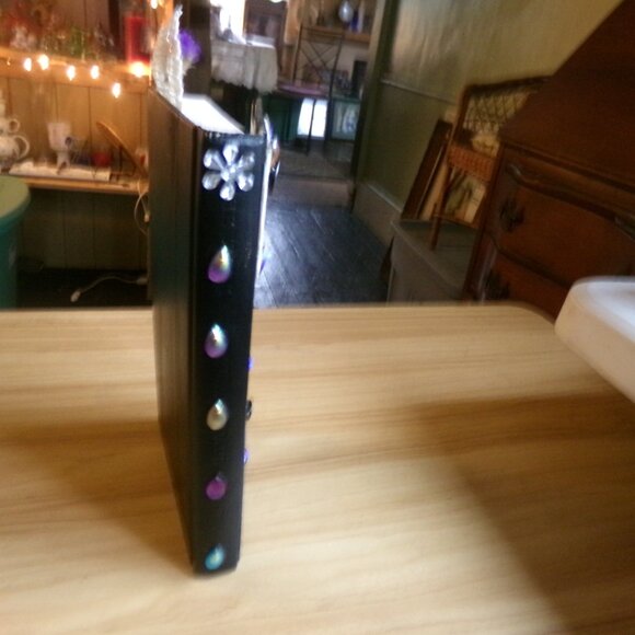 decorated book. - Picture 3 of 4